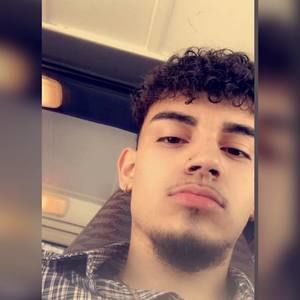 Meet your Posher, Giovanni